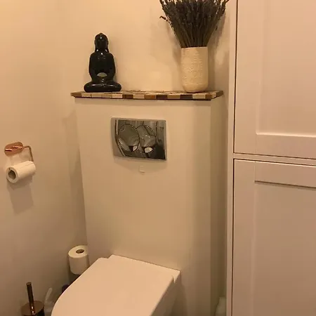 Engvanghouse Oda ve Kahvaltı *